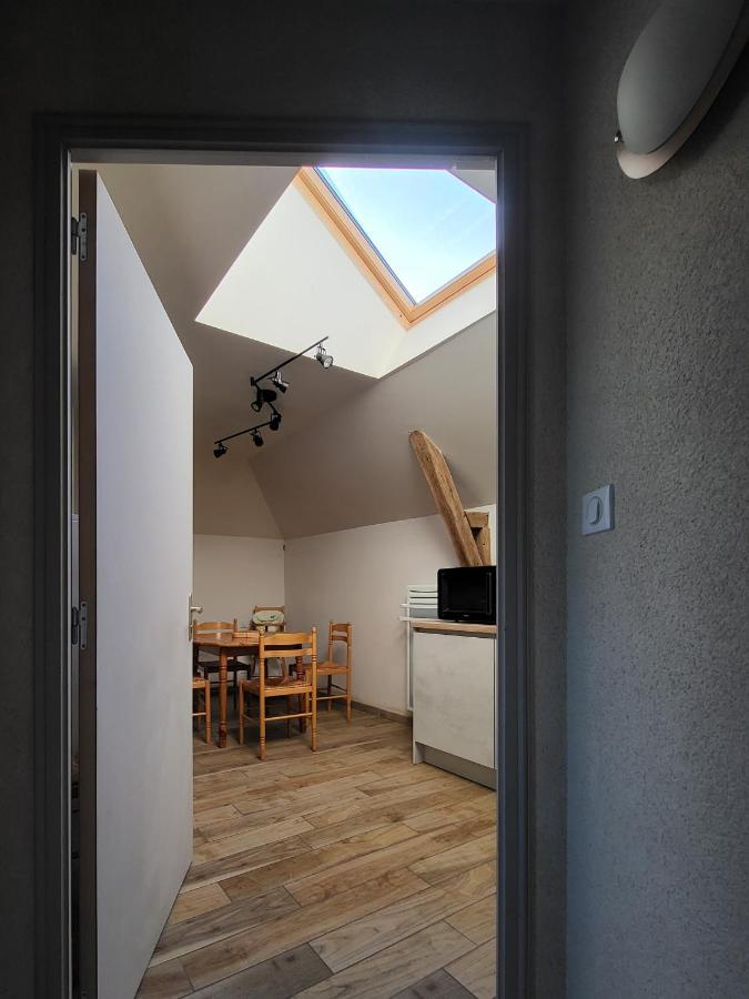 Le Logis Des Chons A La Campagne A Saint Hilaire Du Bois - Lys Haut Layon Le Plessis  Bagian luar foto